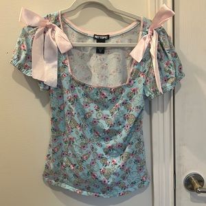 Hot topic blue floral clocks and gears top